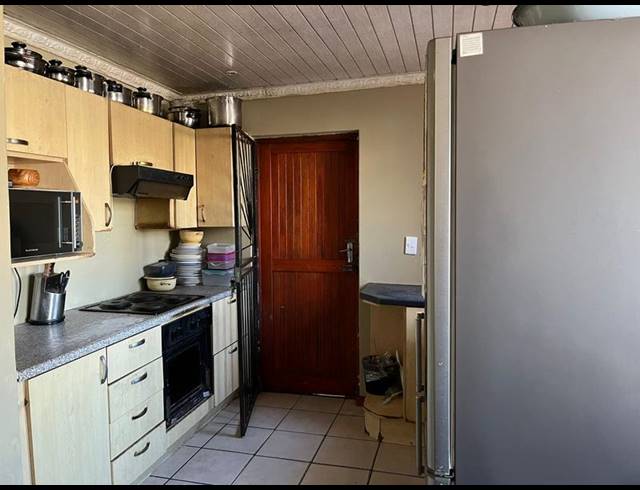 3 BEDROOM HOUSE FOR SALE IN ILITHA PARK